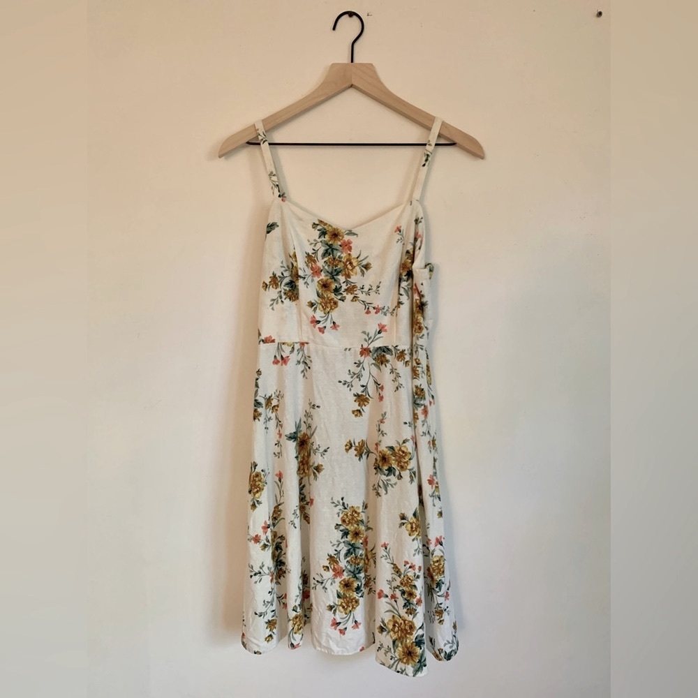 Old Navy White Floral Dress